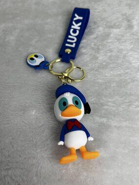 Classic cartoon Donald Duck keychain pendant